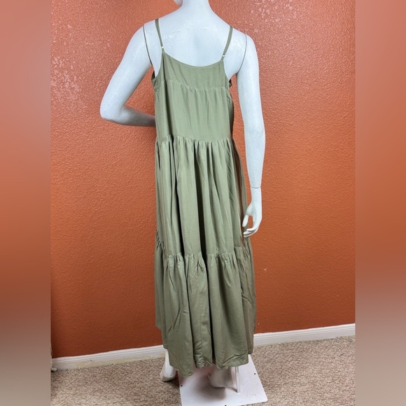 Z Supply Light Green Maxi Dress Size Medium.   E11 - Picture 17 of 17